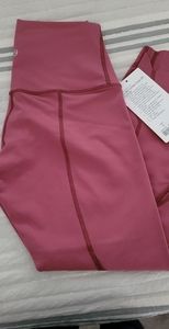 Wunder Under Crop HR Scallop